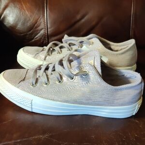 NEW Converse All Star Women's Sneakers Blush/ Rose Gold Size 6